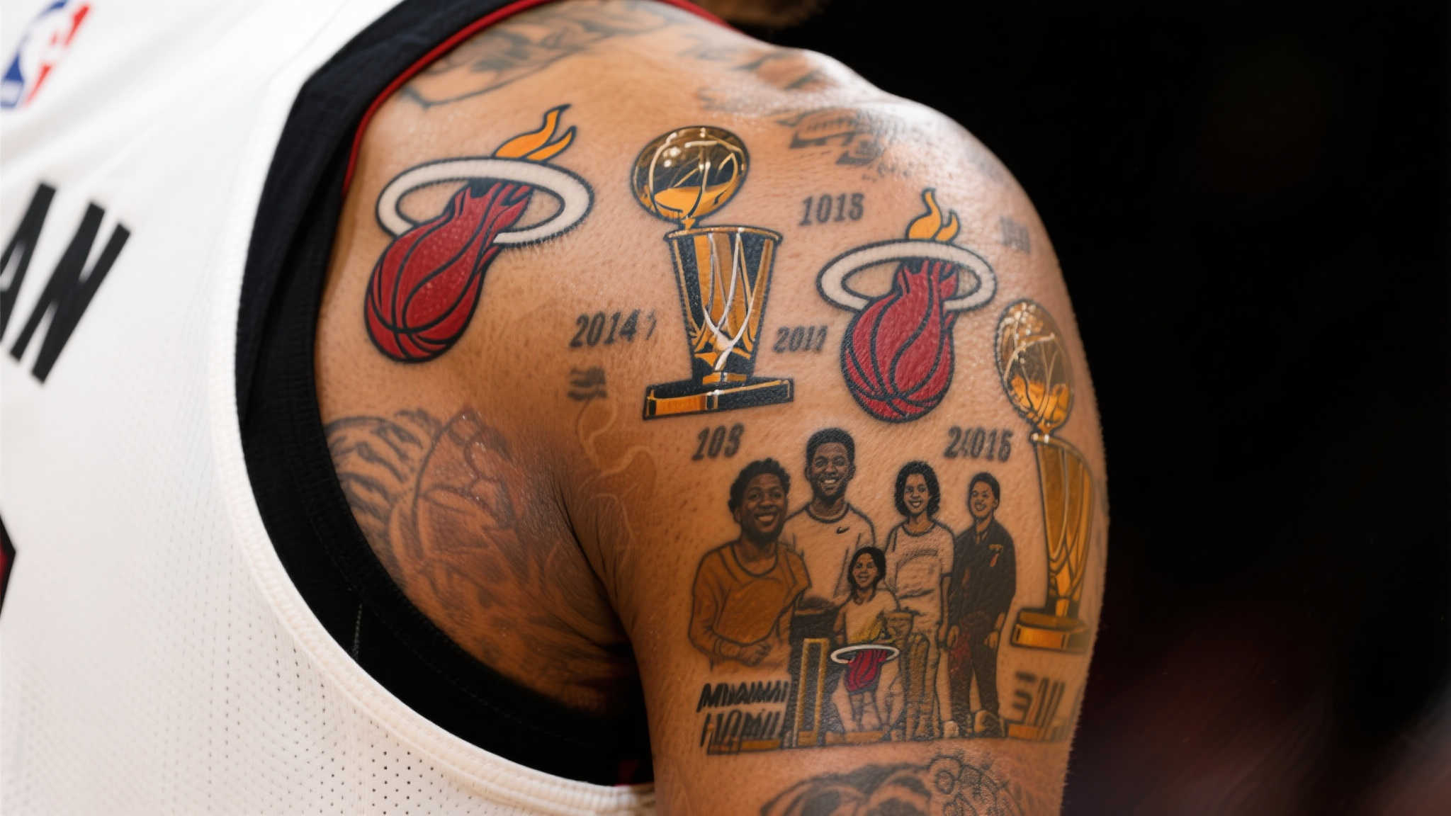 更加吸引人 更加吸引人